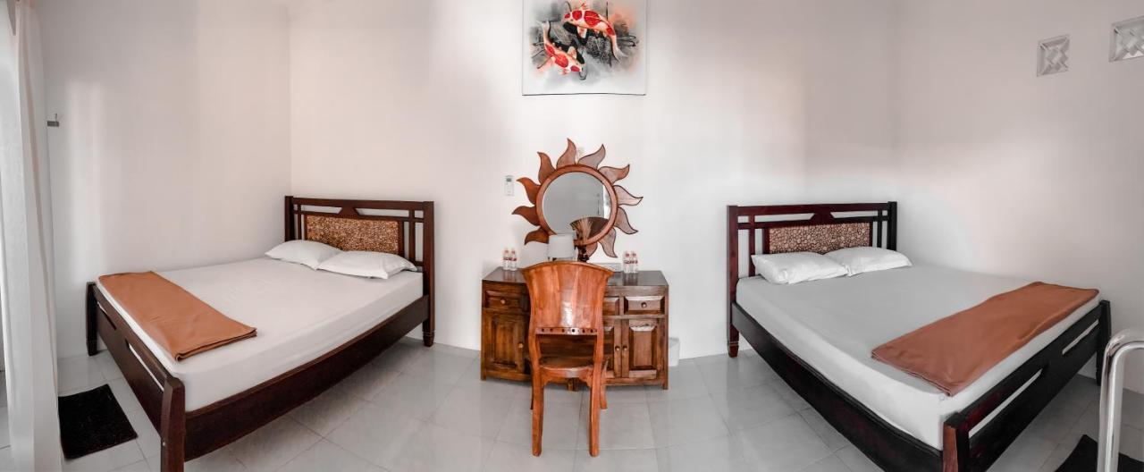 Tropical Paradiso Homestay Banyuwangi  Exteriör bild